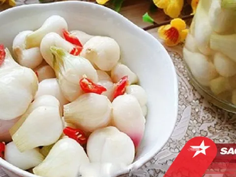 Ngày Tết, ăn dưa hành muối như thế nào mới đúng cách?