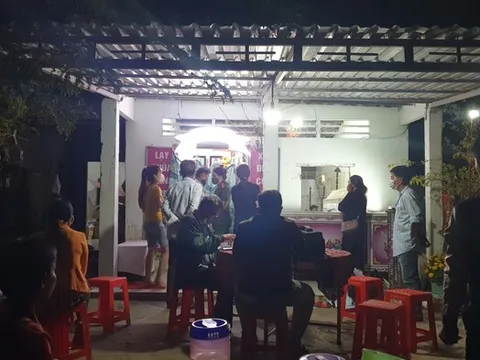Xích mích trong cuộc nhậu ngày Tết, hai người lao vào đánh nhau làm một người tử vong