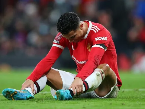 Ronaldo thừa nhận áp lực tuổi tác, ngày chia tay MU đã đến gần?
