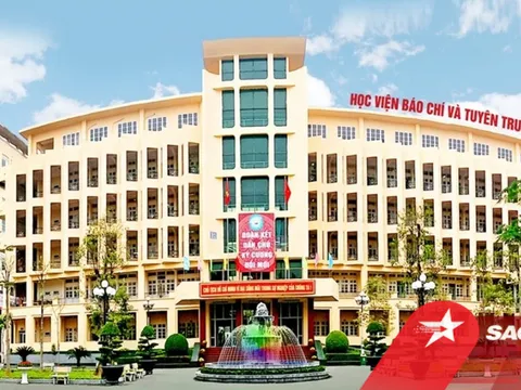Vừa mới 'quay xe' cho dừng học trực tiếp, Học Báo chí và Tuyên truyền lại mở cửa đón sinh viên từ 28/2