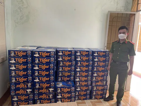 Trộm 500 thùng bia rồi dựng hiện trường tai nạn giao thông giả, đổ thừa cho người dân 'hôi bia'
