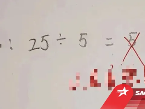 Bài Toán Tiểu học '25 : 5 = 5' bị giáo viên gạch sai, ngẫm kỹ đề bài mới thấy logic