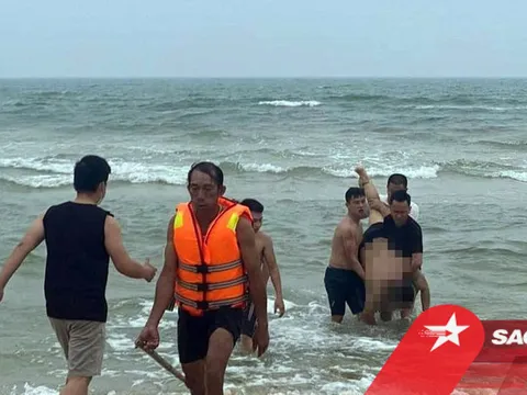 Một nam thanh niên đuối nước thương tâm tại biển Cửa Việt