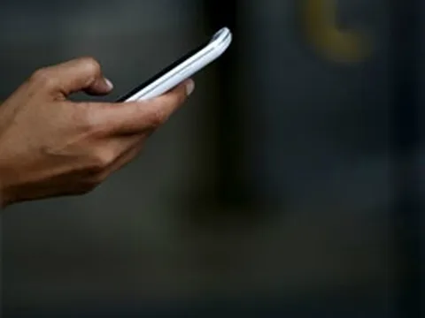 Cà Mau: Nữ giáo viên nợ tiền vay, Hiệu trưởng bị đe dọa... sẽ cho xe tông