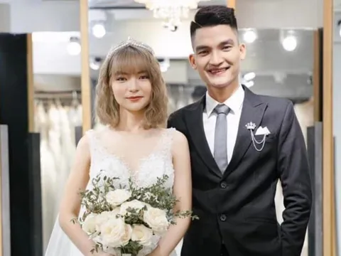 Mạc Văn Khoa và bà xã lên xe hoa sau 7 năm bên nhau: 'Anh nợ em 1 đám cưới, bây giờ anh tuyên bố xóa nợ'