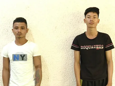 Khởi tố, bắt giam 2 thanh niên mua dâm trả góp bé gái 15 tuổi