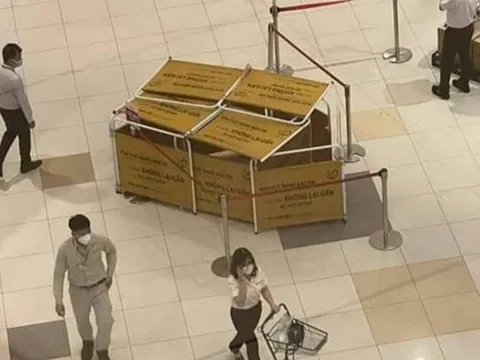 Nam bảo vệ rơi từ tầng cao Aeon Mall Bình Dương xuống đất, nằm bất động trên vũng máu