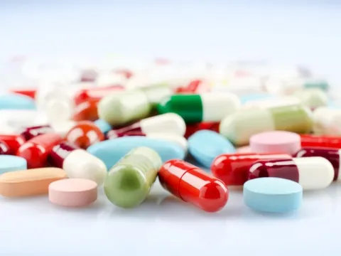 Thu hồi 4 thuốc điều trị tăng mỡ máu chống chỉ định với người châu Á