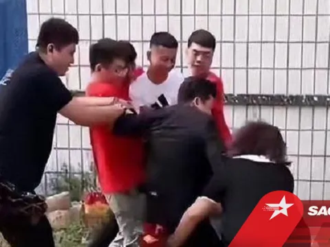 Rước dâu sớm vô tình phát hiện kế hoạch ngoài lề từ nhà gái, chú rể tức 'xì khói' đấm 1 vị khách đặc biệt