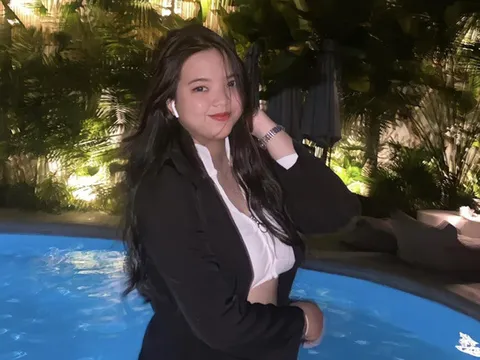 Chân dung nữ sinh cầm đầu đường dây mua bán dâm: Sành điệu, thường xuyên checkin sang chảnh