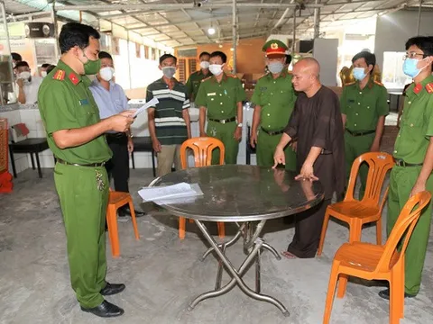 Bắt tạm giam bị can lợi dụng hình ảnh 'tu sĩ' để kêu gọi từ thiện, hành hạ trẻ mồ côi