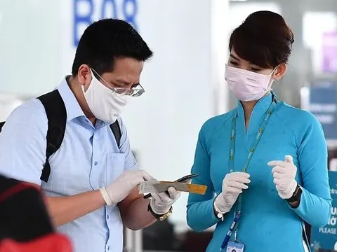 Tạm dừng khai báo y tế Covid-19 với người nhập cảnh từ 00h00 ngày 27/4