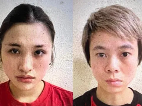 Giấu ma túy trong áo ngực vẫn bị bắt giữ