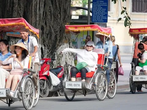 Nghỉ lễ 30/4-1/5: Du lịch sôi động trở lại sau 2 năm khốc liệt vì COVID-19