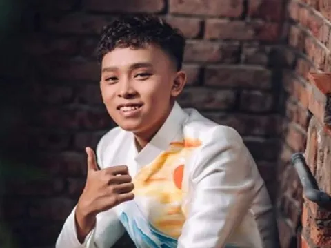 Nhạc sĩ Sơn Hạ tiết lộ thêm bài mới của Hồ Văn Cường và cả album, tên có liên quan đến Phi Nhung?