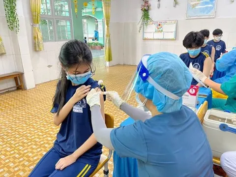 Ưu tiên sử dụng vaccine Moderna từ nguồn viện trợ tiêm cho trẻ 6 - dưới 12 tuổi