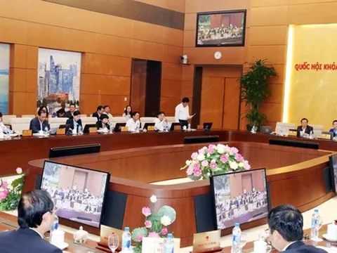 Ban hành Nghị quyết Điều chỉnh Chương trình xây dựng luật, pháp lệnh năm 2022