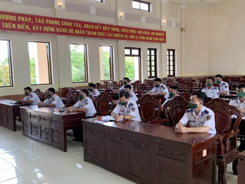 Cà Mau: Hải đoàn 42 tổ chức lớp học tiếng Anh năm 2022