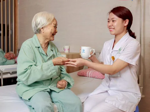 Người lao động có được hưởng chế độ nghỉ khi bố mẹ ốm không?