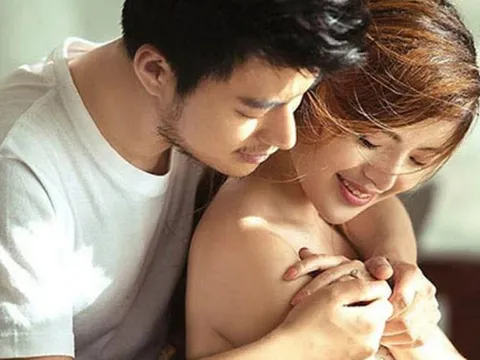 Tận mắt thấy vợ ôm ấp chủ nhà trong phòng tắm, chồng phát điên hơn nghe vợ nói: 'Anh ta đến sửa ống nước'