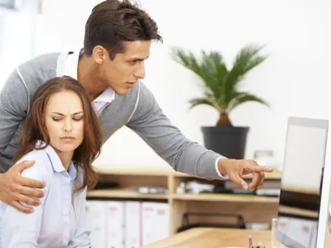 Mức xử phạt đối với hành vi quấy rối tình dục tại nơi làm việc