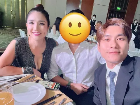 Kiều Minh Tuấn lần đầu lộ diện trước đám đông hậu ồn ào chia tay Cát Phượng: Thần thái điển trai hút hồn