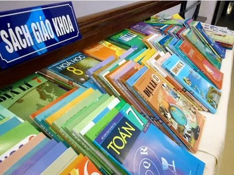 Làm rõ những thay đổi liên quan đến các bộ sách giáo khoa
