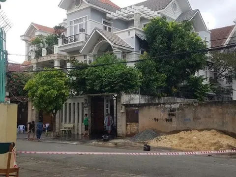 Truy bắt đối tượng mặc áo Grab nghi đâm chủ biệt thự ở TP.HCM tử vong