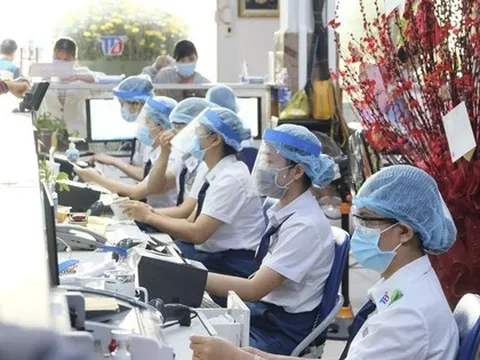 Bộ Y tế yêu cầu báo cáo tình hình nhân viên y tế thôi việc, bỏ việc