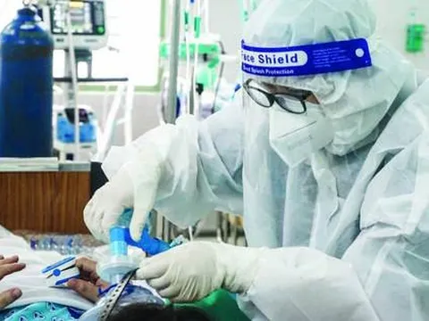 Sở Y tế Hà Nội nói gì về việc gần 860 nhân viên y tế nghỉ việc, chuyển công tác?