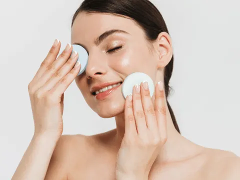 Bí quyết tẩy trang đúng cách, hiệu quả và an toàn cho làn da