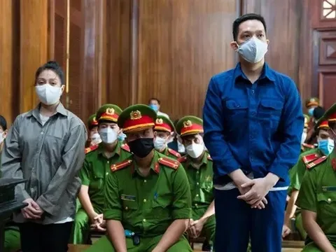 Vụ bé gái 8 tuổi bị 'dì ghẻ' bạo hành tử vong: Tòa trả hồ sơ cho VKS điều tra bổ sung