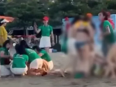 Tranh cãi dữ dội clip nhiều chị em mặc đồ chip chơi team building ngay giữa thanh thiên bạch nhật