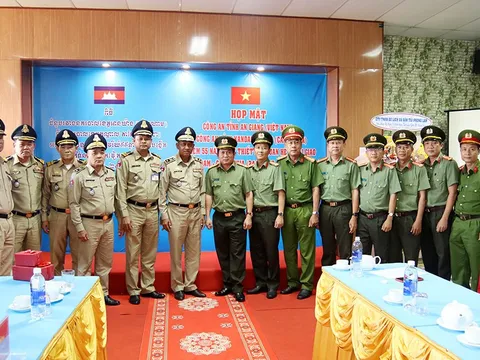 Công an tỉnh An Giang và Công an tỉnh Takeo, Kandal (Campuchia) đẩy mạnh hợp tác, ổn định an ninh biên giới