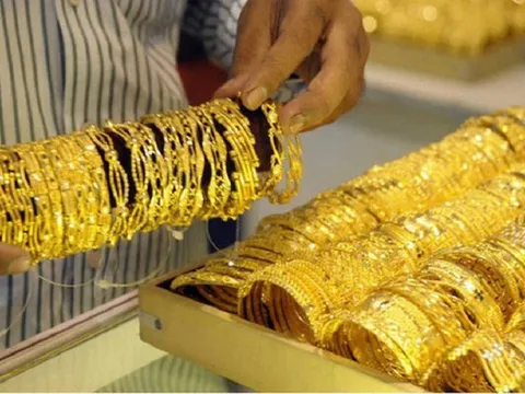 Giá vàng ngày 5/8: Vàng trong nước quay đầu tăng mạnh
