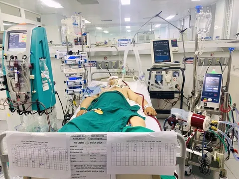 Uống cùng lúc 43 viên thuốc cao huyết áp, thanh niên nhập viện nguy kịch