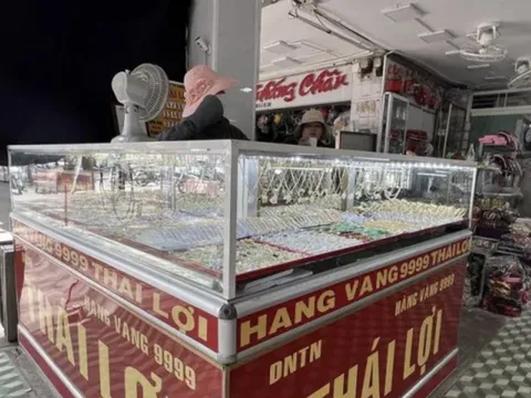 Vụ cướp tiệm vàng tại Huế: Nguy cơ phải đền hàng chục cây vàng