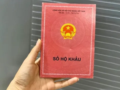 Bộ Công an: 'Không có chủ trương thu hồi sổ hộ khẩu giấy'