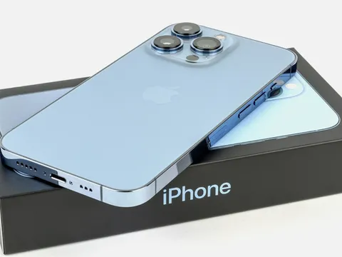 iPhone 13 giảm giá cực sâu: 'Bản 512 GB giảm giá đến 8,5 triệu đồng'