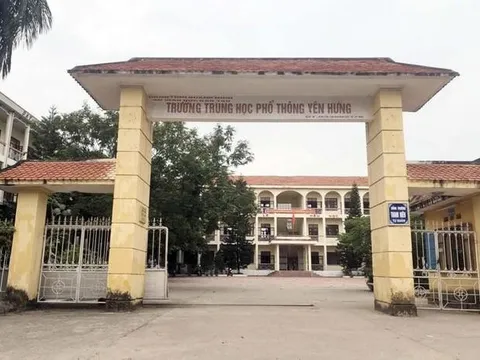 Quảng Ninh: Bảy học sinh phải nhập viện vì hút thuốc lá điện tử