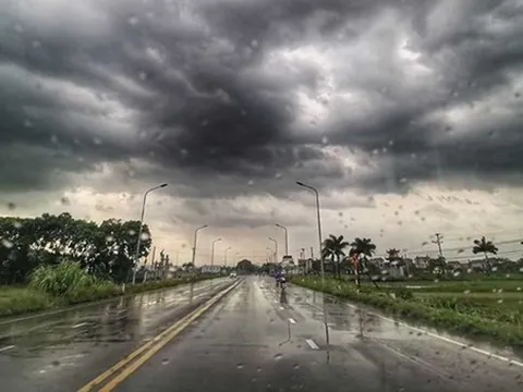 Dự báo thời tiết ngày 27/8: miền Bắc có mưa dông cục bộ