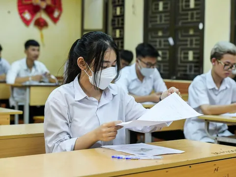 Hơn 1/3 số thí sinh thanh toán trực tuyến lệ phí xét tuyển đại học thành công 