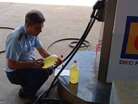 Đồng Nai: Đề xuất phạt 1,6 tỷ đồng DN kinh doanh xăng dầu chất lượng kém