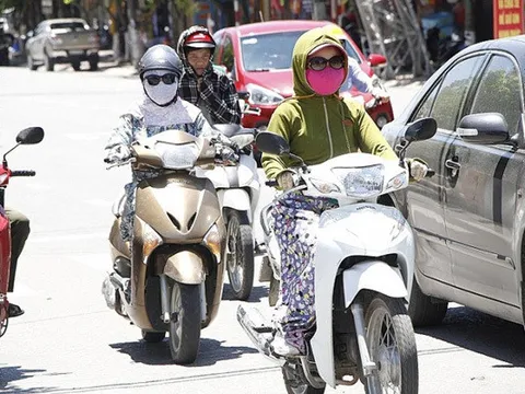 Dự báo thời tiết ngày 19/9: Bắc Bộ, Trung Bộ ngày nắng nóng, chiều tối mưa dông