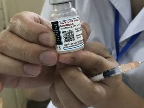 Thiếu vaccine Moderna cho trẻ em từ 6 - dưới 12 tuổi, Bộ Y tế nói gì?