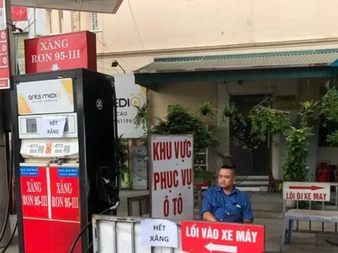 Bộ Công thương đề nghị báo chí hạn chế đưa tin dự báo giá xăng dầu