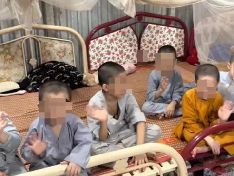 Lấy mẫu ADN trẻ em và người lớn ở Tịnh thất Bồng lai để xác định mối quan hệ thân thích