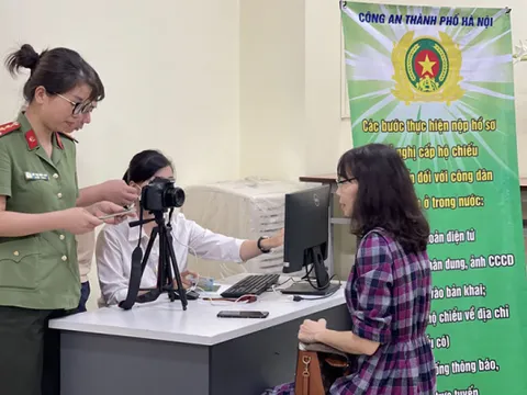 Bộ Công an cấp hộ chiếu phổ thông gắn chip điện tử từ Quý IV/2022