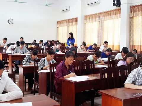 Đề xuất mức chi tuyển dụng, thi nâng ngạch, thăng hạng công chức, viên chức