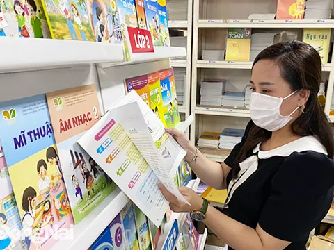 Bổ sung SGK vào danh mục hàng hoá do Nhà nước định giá